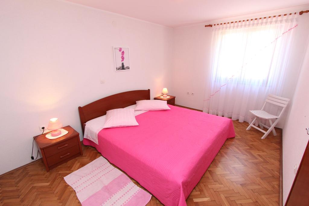 Apartments Pataj Ровінь Екстер'єр фото
